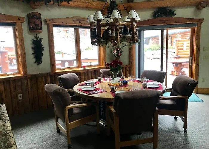 Sonnenhof Lakewood Manor Bed And Breakfast.